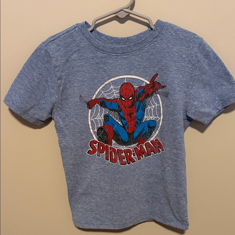 Bundle of 6 Boy t-shirts these are in great shape.